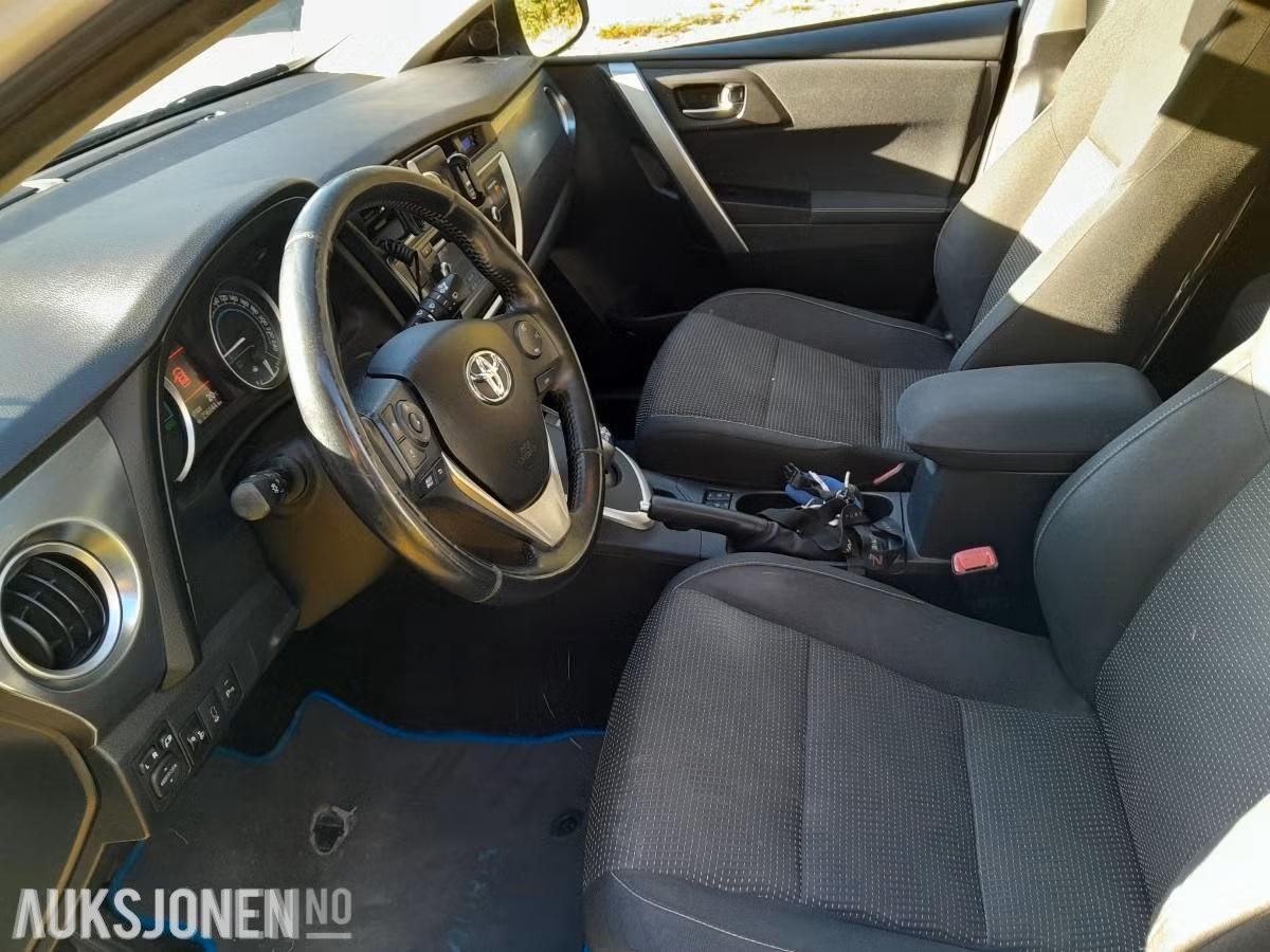 2013 Toyota Auris, 1.8,Hybrid Automat Ryggekamera EU OK til 03.2027
