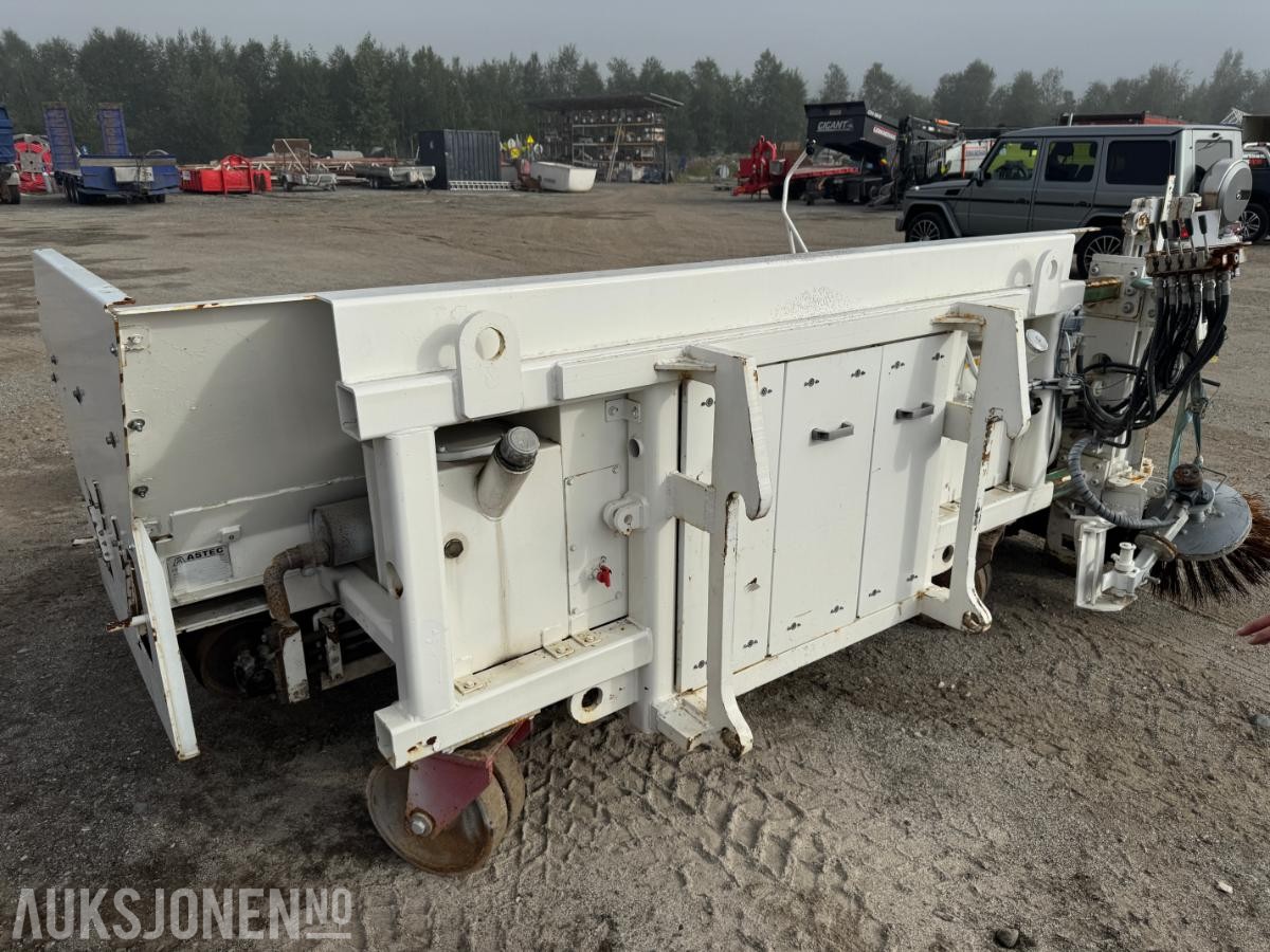 2015 Astec BF400 kantutlegger med BM feste