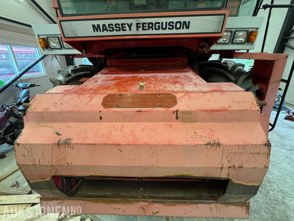 1996 Massey Ferguson MF 34 skurtresker