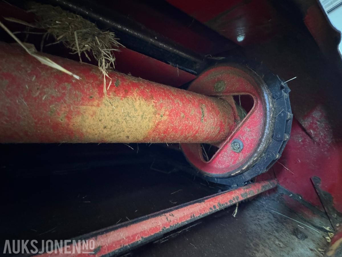 1996 Massey Ferguson MF 34 skurtresker