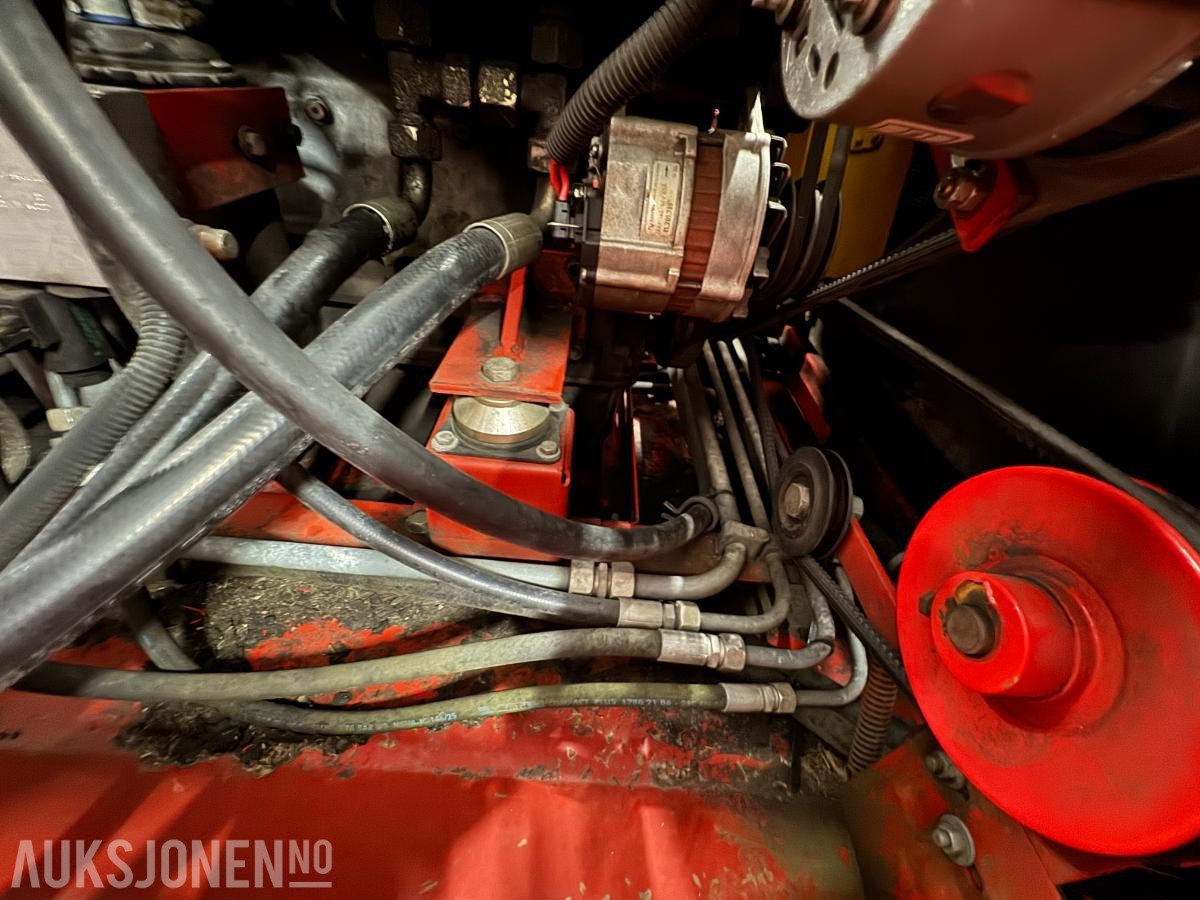 1996 Massey Ferguson MF 34 skurtresker
