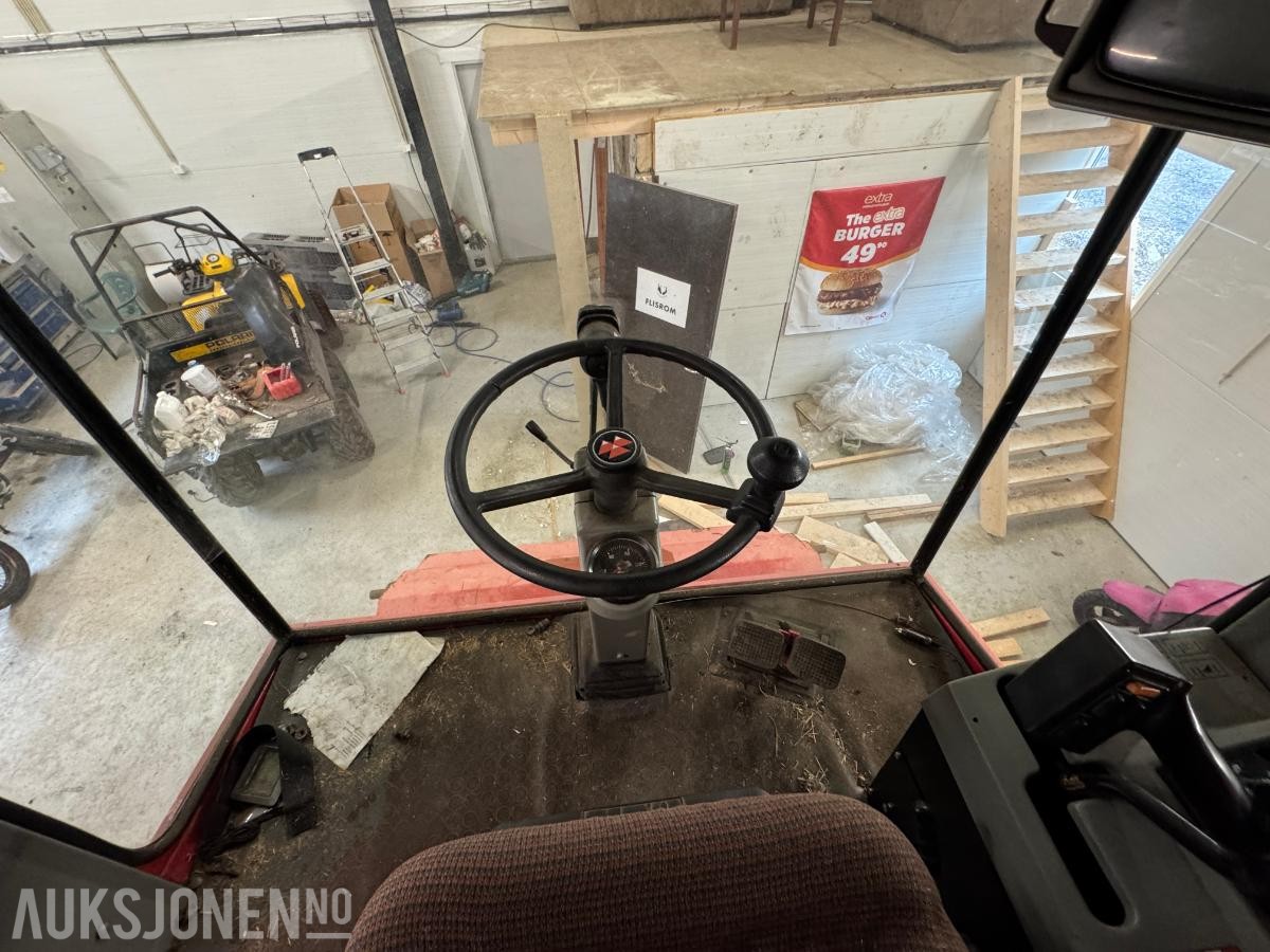 1996 Massey Ferguson MF 34 skurtresker