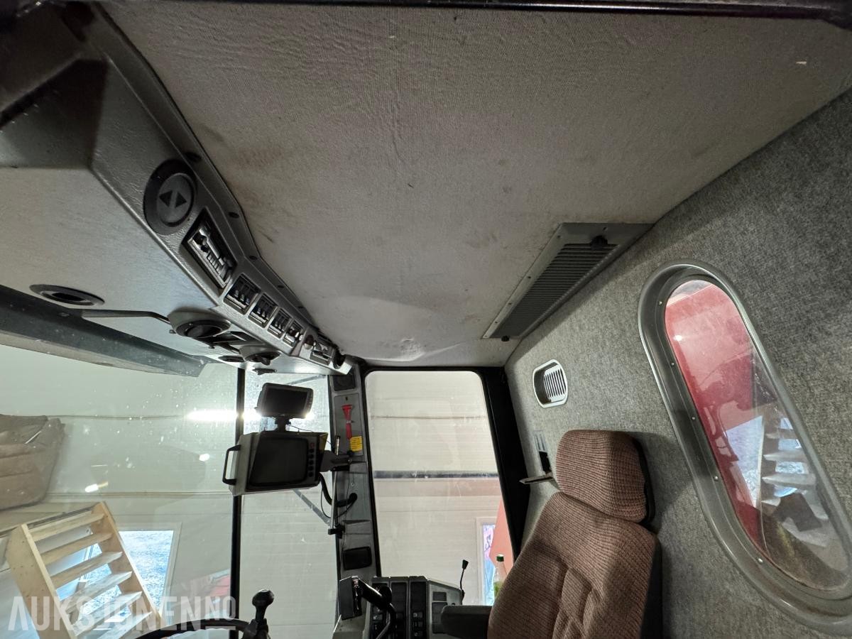1996 Massey Ferguson MF 34 skurtresker