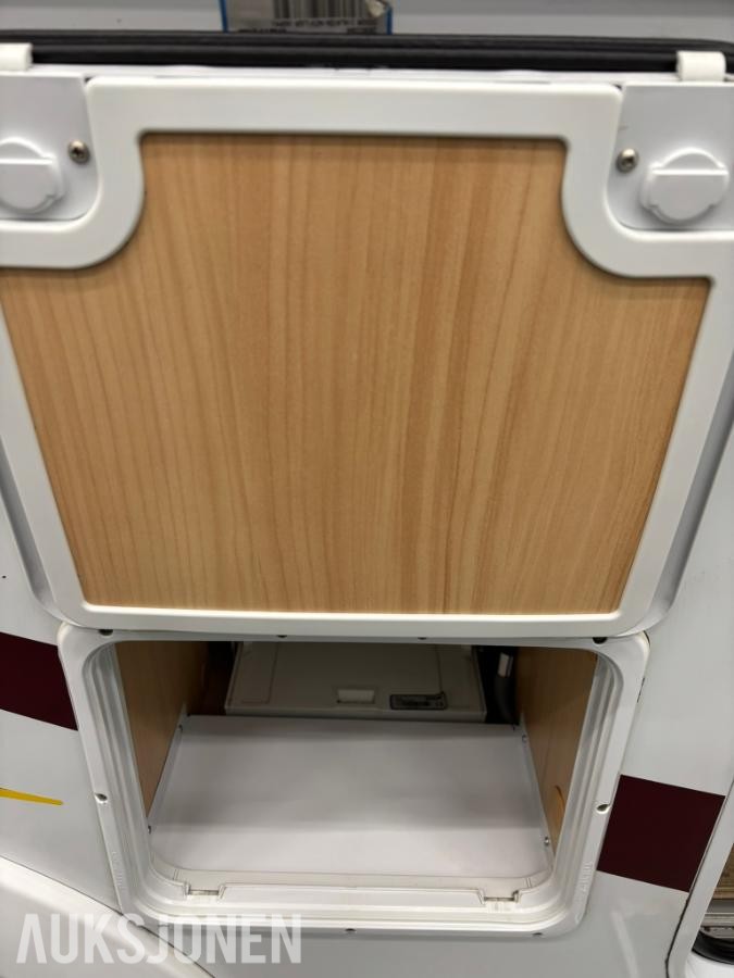 2013 Capron T67 bobil - eu ok til 10.2026
