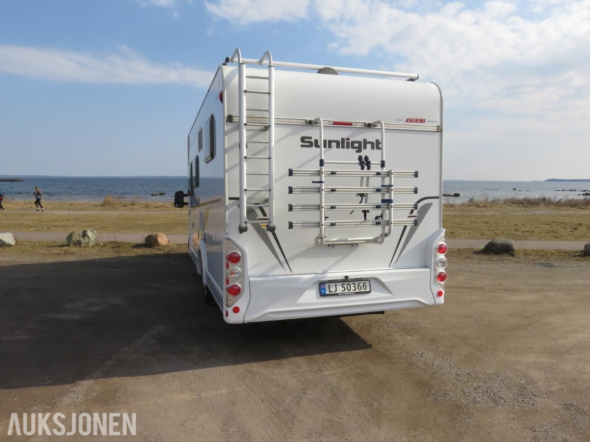 2013 Capron T67 bobil - eu ok til 10.2026