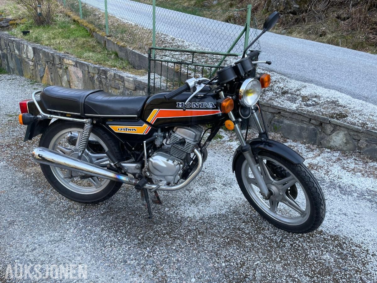 1982 Honda CB125T