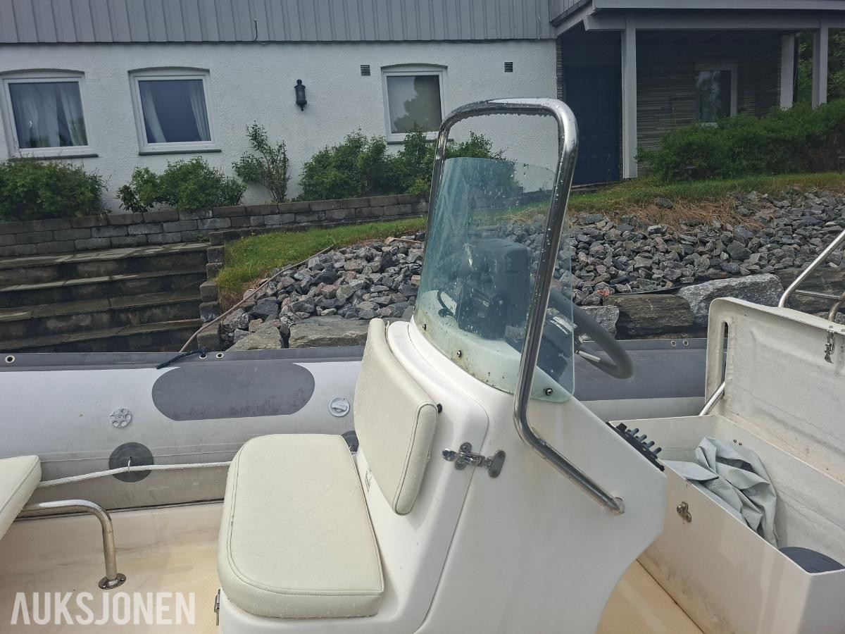 2011 Pro Rib 16 fot med evinrude etec 50hk