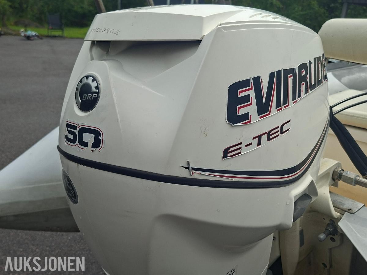 2011 Pro Rib 16 fot med evinrude etec 50hk