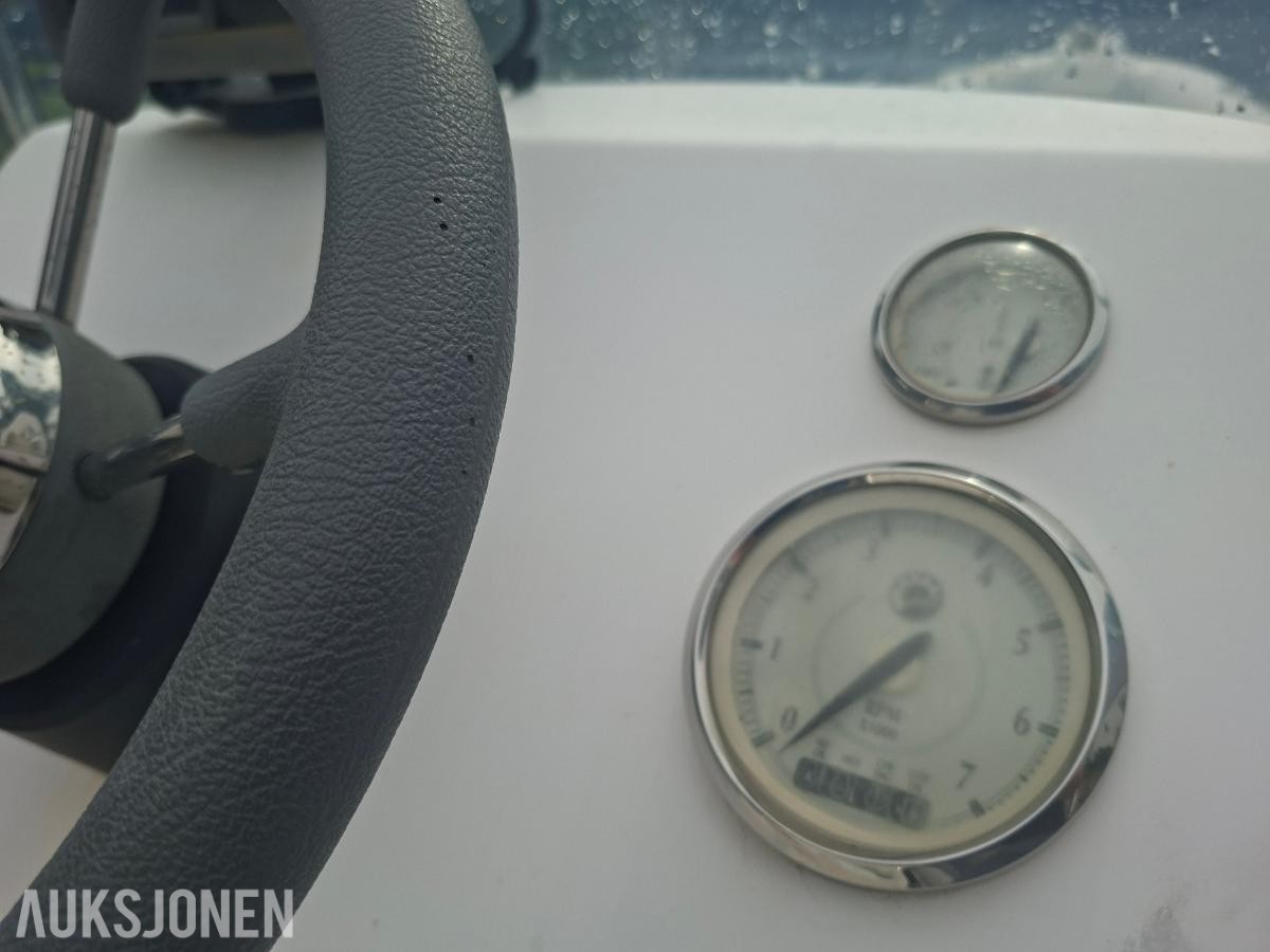 2011 Pro Rib 16 fot med evinrude etec 50hk