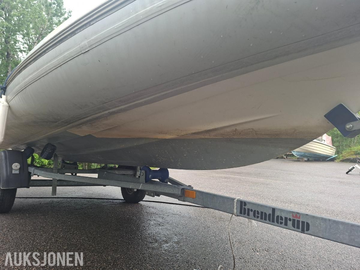 2011 Pro Rib 16 fot med evinrude etec 50hk