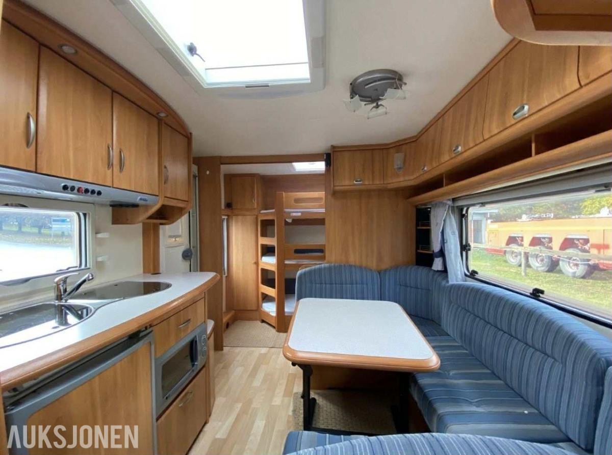 2006 Hobby Deluxe Easy 560 KMFE Trippelkøye Markise Gulvvarme