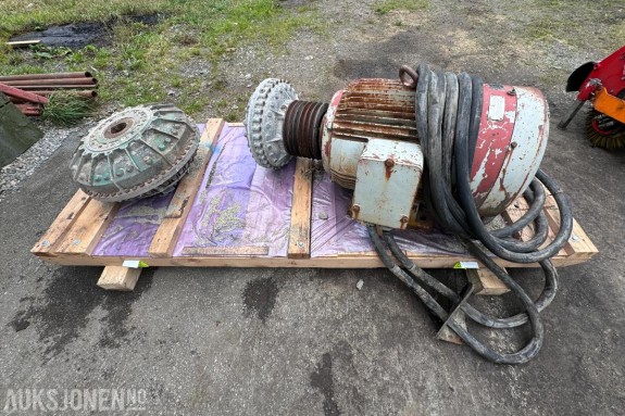 Siemens Elektromotor 75 kW - Type 1 LA4 280 B3 280S - med converter - 230 V