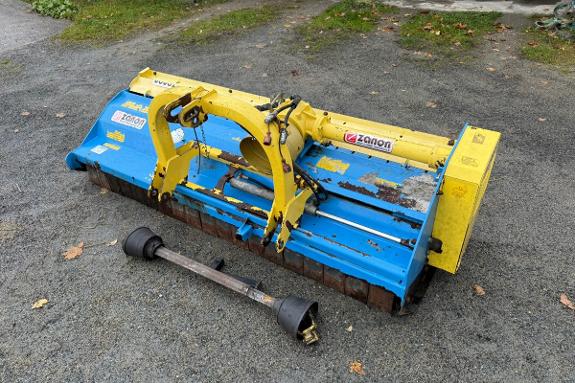 2016 Zanon TFX 2220 beitepusser med sideforskyvning – 2016