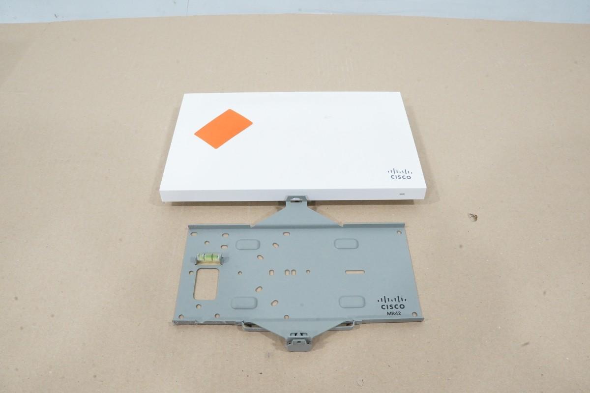 Cisco Meraki nettverksutstyr – switcher og access points