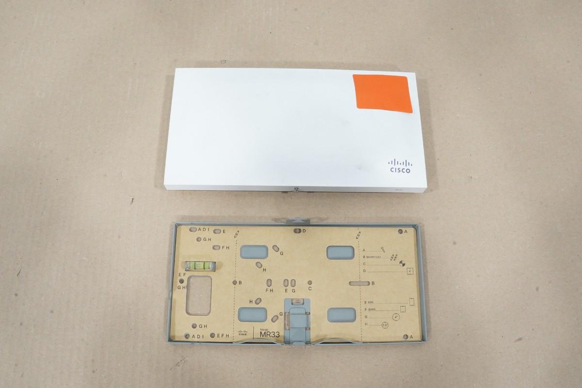 Cisco Meraki nettverksutstyr – MS210-48LP switch og MR-serie aksesspunkter