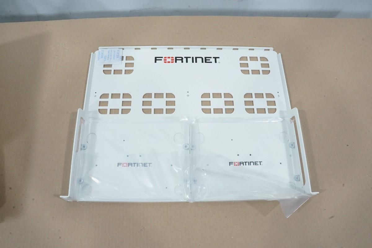 Cisco Meraki nettverksutstyr – MS210-48LP switch og MR-serie aksesspunkter