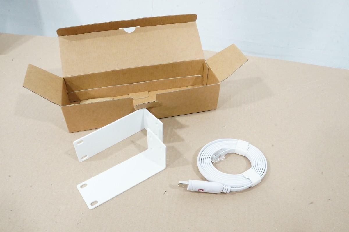 Cisco Meraki nettverksutstyr – MS210-48LP switch og MR-serie aksesspunkter