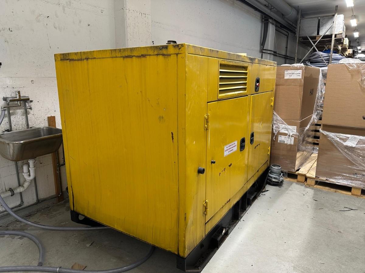 Selwood S100 dieselaggregat – 2006 – 8322 timer - støydempet kapsling