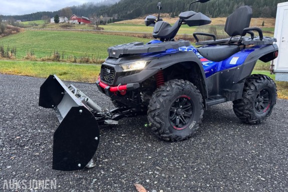 2022 TGB Blade 600 atv med kimpex click n go skjær