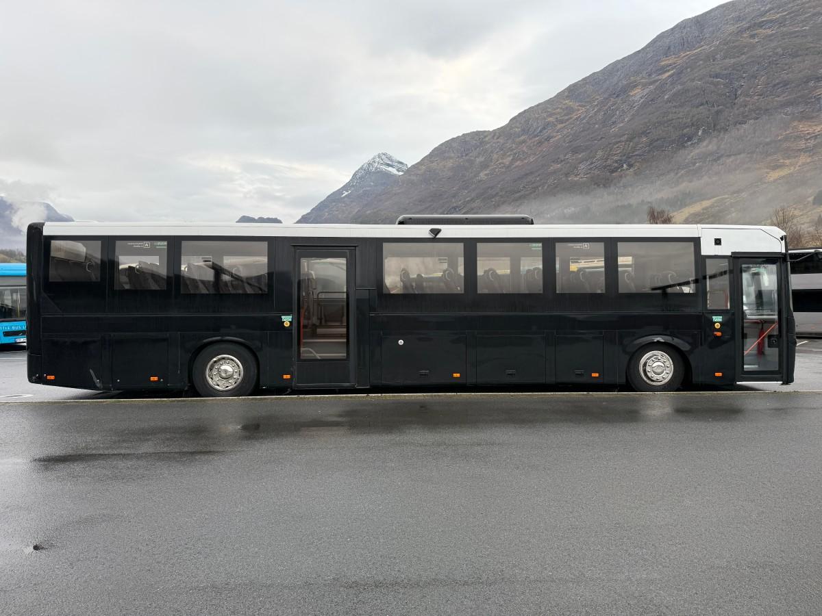 2013 Volvo 8900 B7R