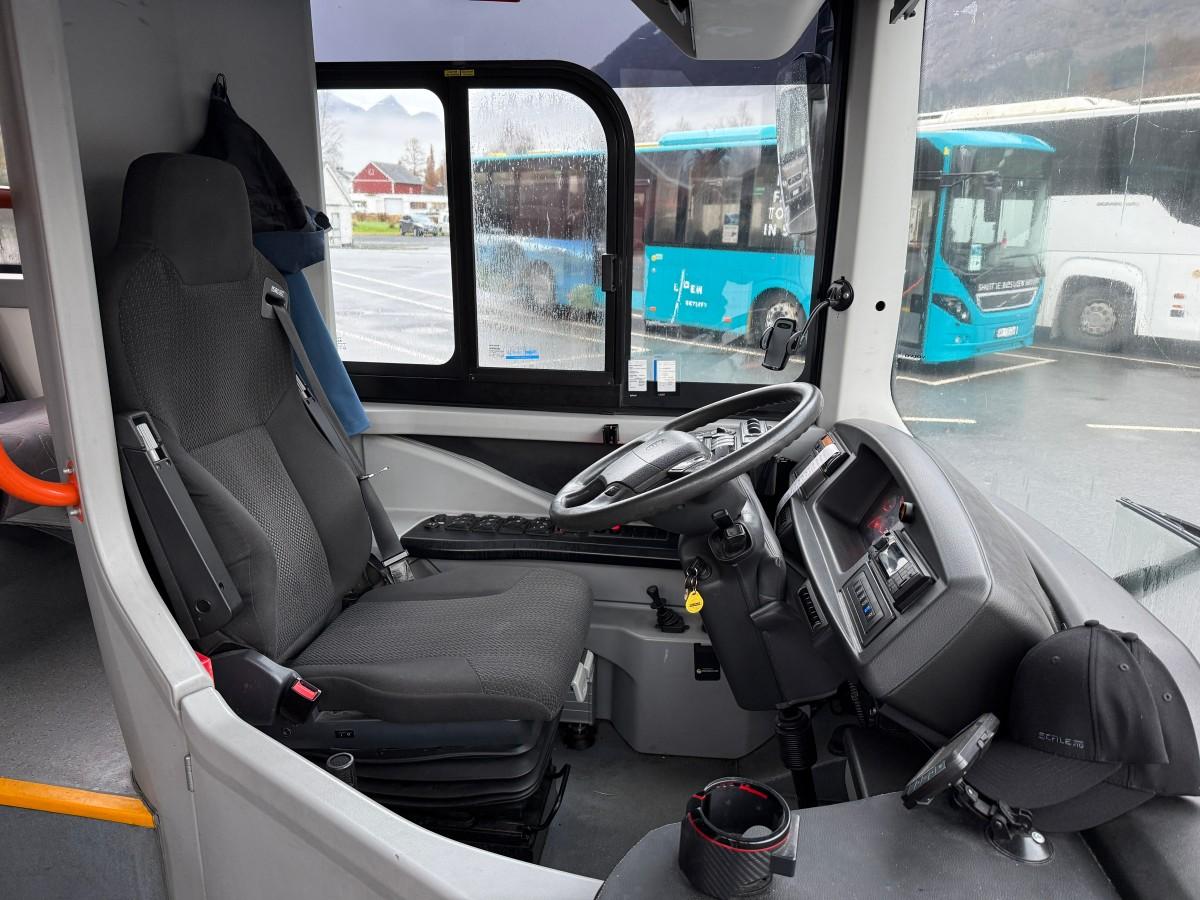 2013 Volvo 8900 B7R