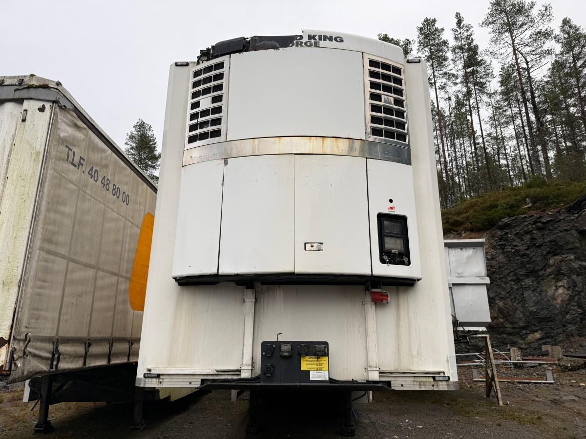 Bussbygg Frysesemi m/ Thermo King kjøleaggregat og Zepro bakløfter