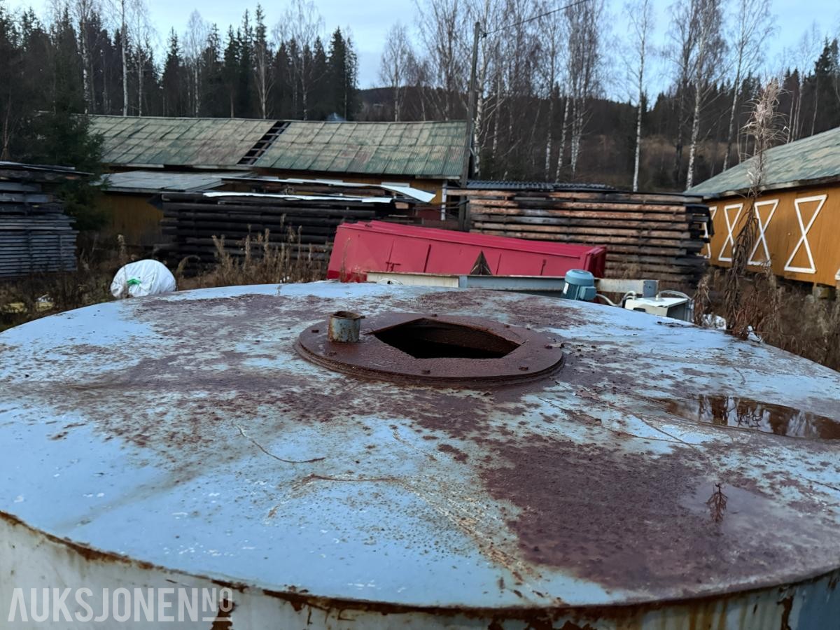 Tank med volum 4,5m3