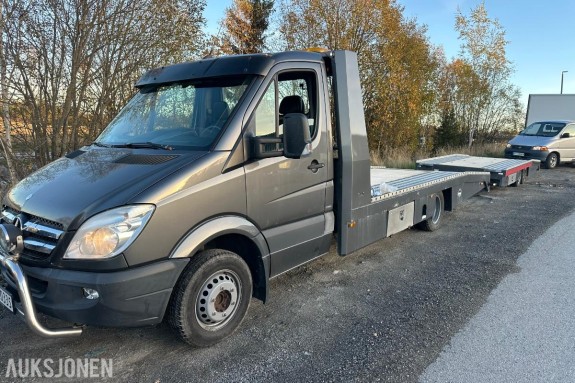 2013 Mercedes-Benz Sprinter bilfrakter C1 automat med henger