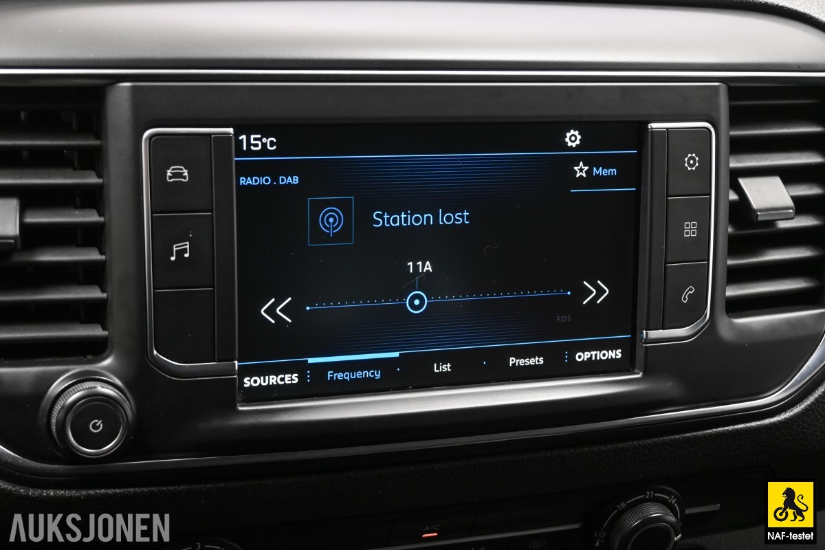 2017 Peugeot EXPERT 2,0 BlueHDI 120HK L2 HENGERFESTE KAMERA CRUISE SKYVEDØRER
