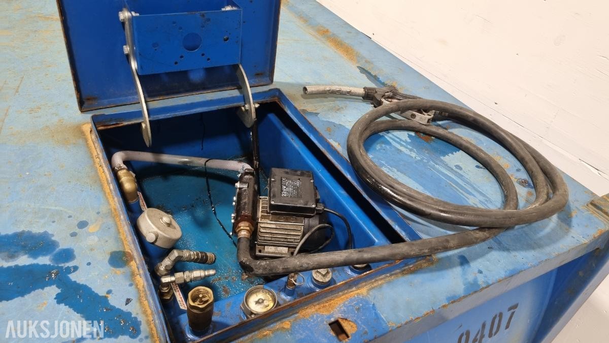 Diesel tank Fuel proof GT 3000 med pumpr