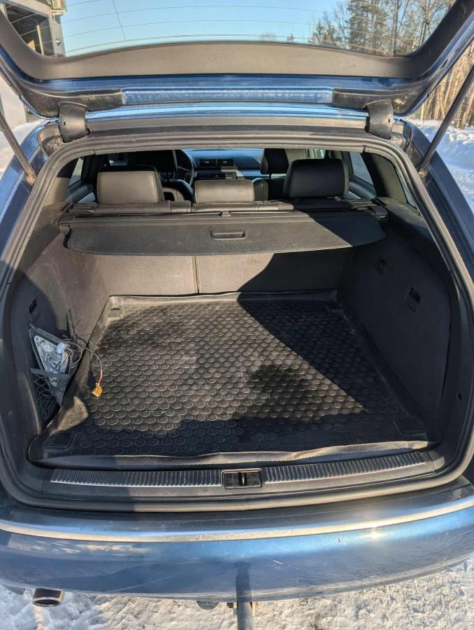 2004 Audi A4 1.6, Hengerfeste, Skinnseter
