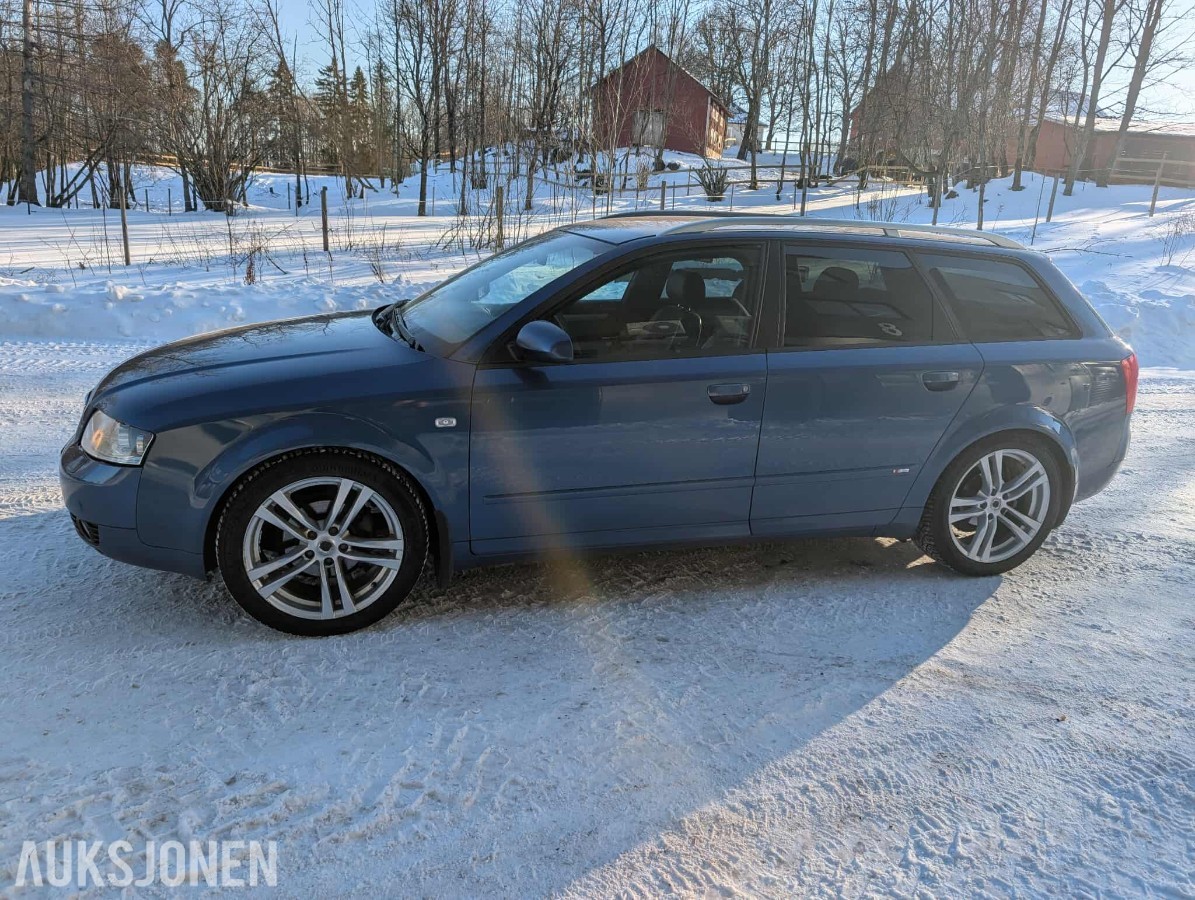 2004 Audi A4 1.6, Hengerfeste, Skinnseter