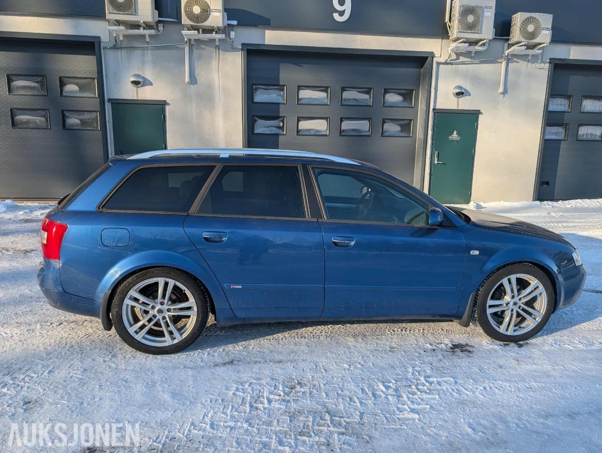 2004 Audi A4 1.6, Hengerfeste, Skinnseter