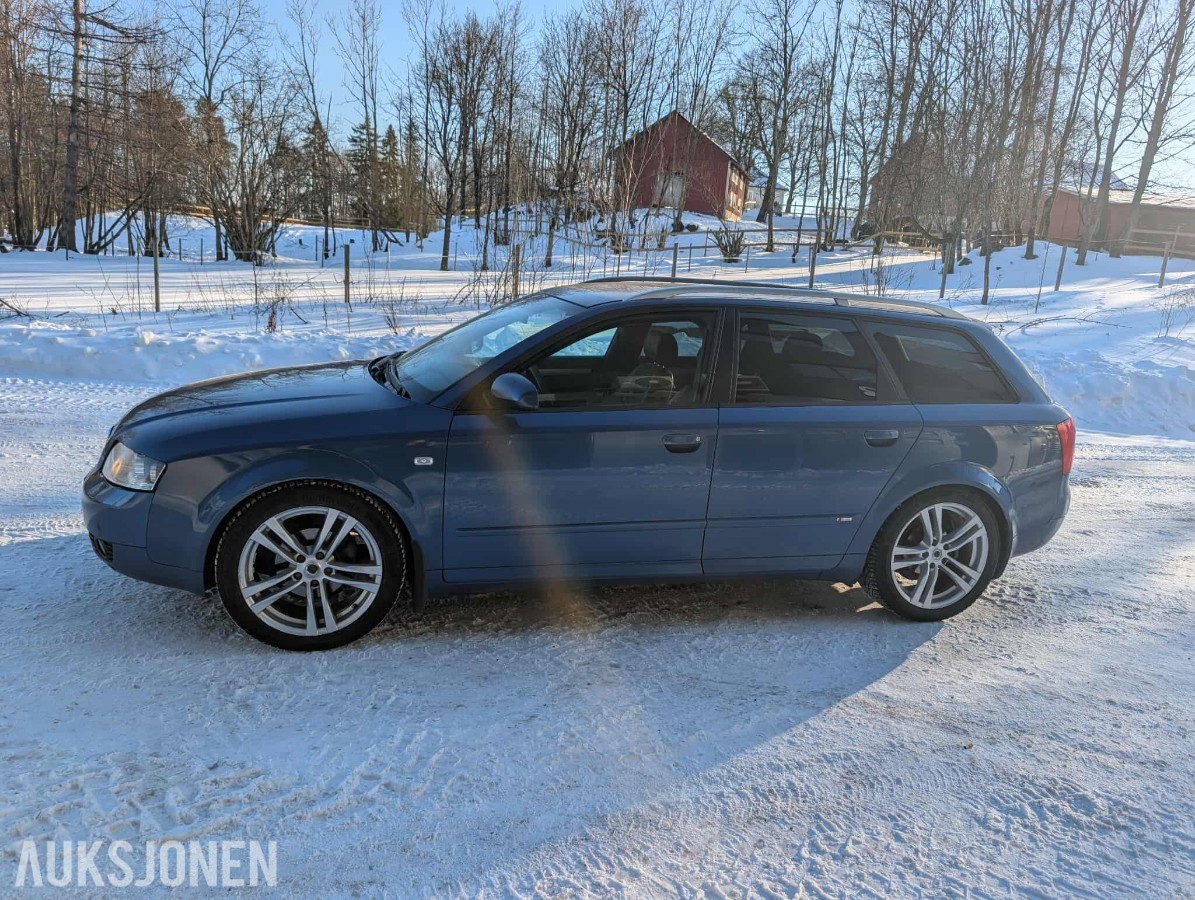 2004 Audi A4 1.6, Hengerfeste, Skinnseter