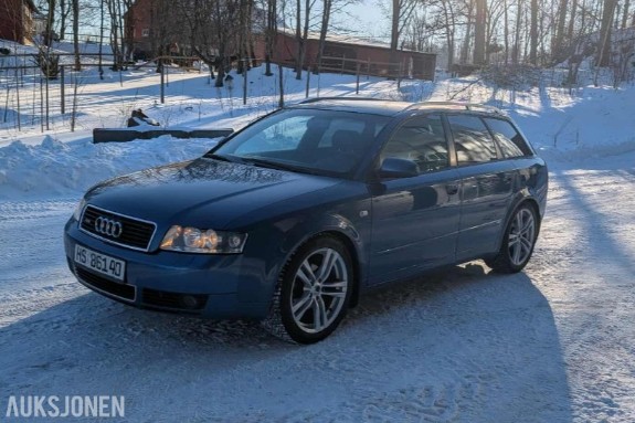 2004 Audi A4 1.6, Hengerfeste, Skinnseter