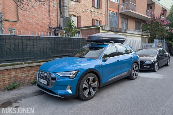 2019 Audi e-tron, 55 Quattro, Cruisekontroll Adaptiv, Hengerfeste, Ryggekamera, Skinninteriør, Soltak/glasstak, S+V de, 176000km