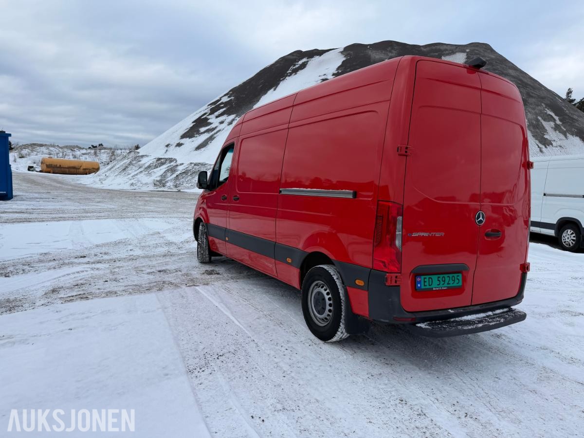 2022 Mercedes-Benz Sprinter, 47KWH E-SPRINTER 312/39 AUTO,LAV KM !, 27500KM