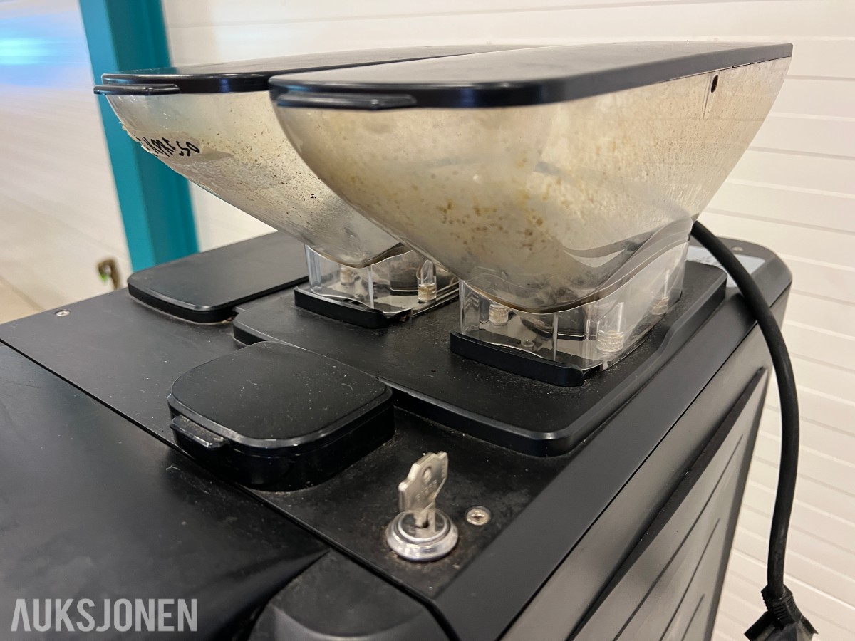 2023 La Cimbali S15 helautomatisk kaffemaskin