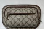 TOLLAUKSJON - Gucci GG Supreme belt bag 