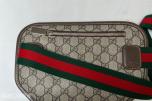TOLLAUKSJON - Gucci GG Supreme belt bag 