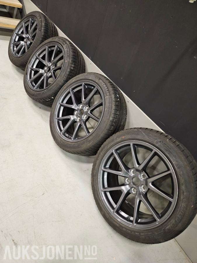 2020 Tesla 3 Sommerhjul