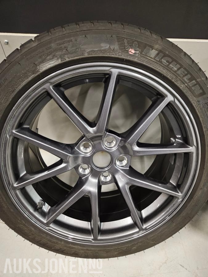 2020 Tesla 3 Sommerhjul