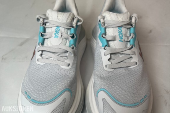 TOLLAUKSJON - W Hoka One One Skyward X