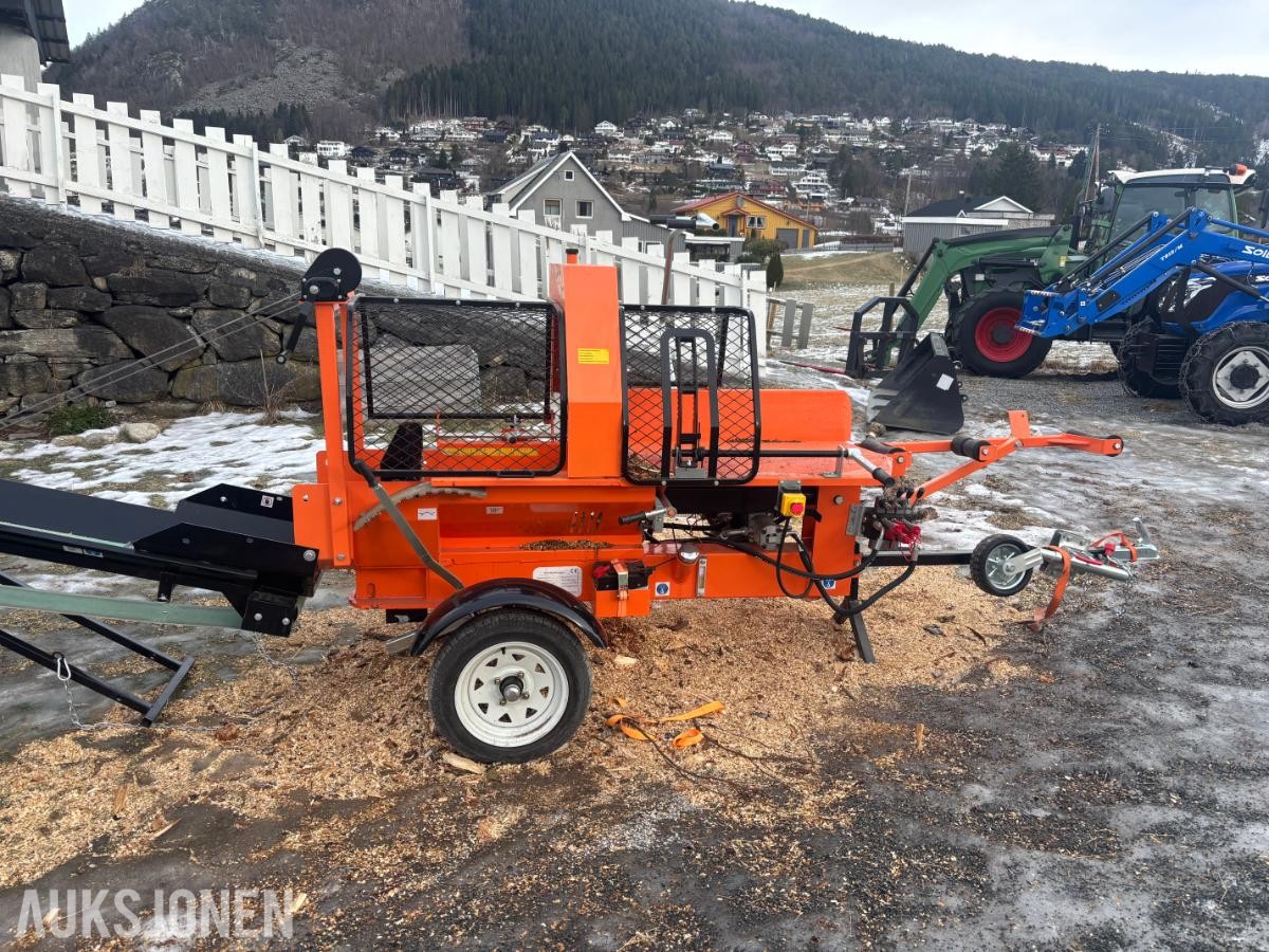 2023 Vedmaskin Lerk 40cm med transportband
