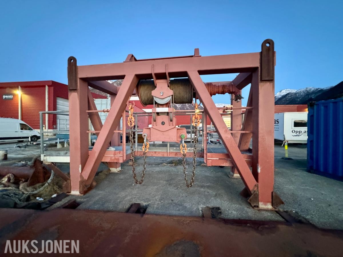 2011 Hydraulisk Vinsj med tilhørende slangepakke