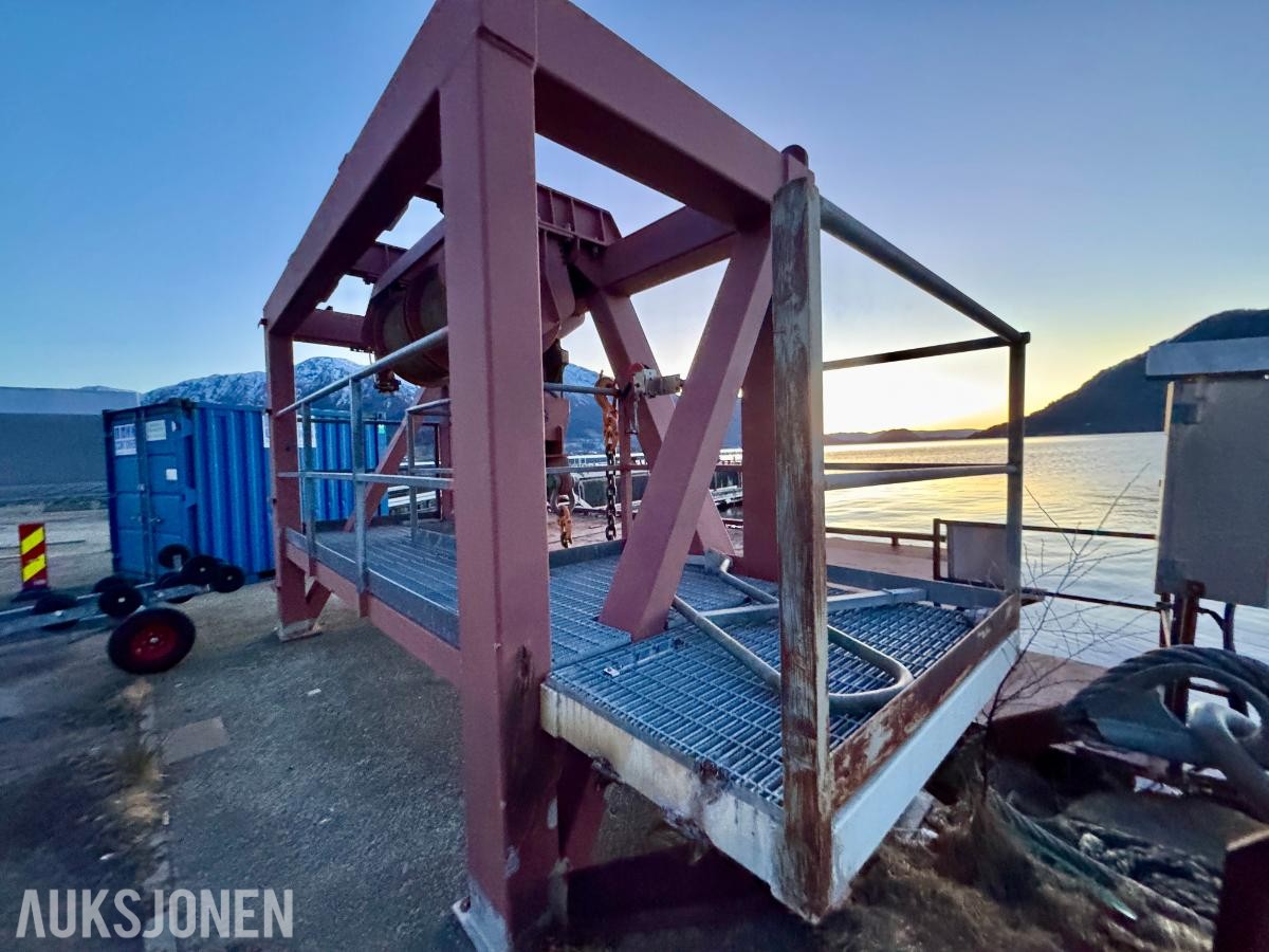 2011 Hydraulisk Vinsj med tilhørende slangepakke