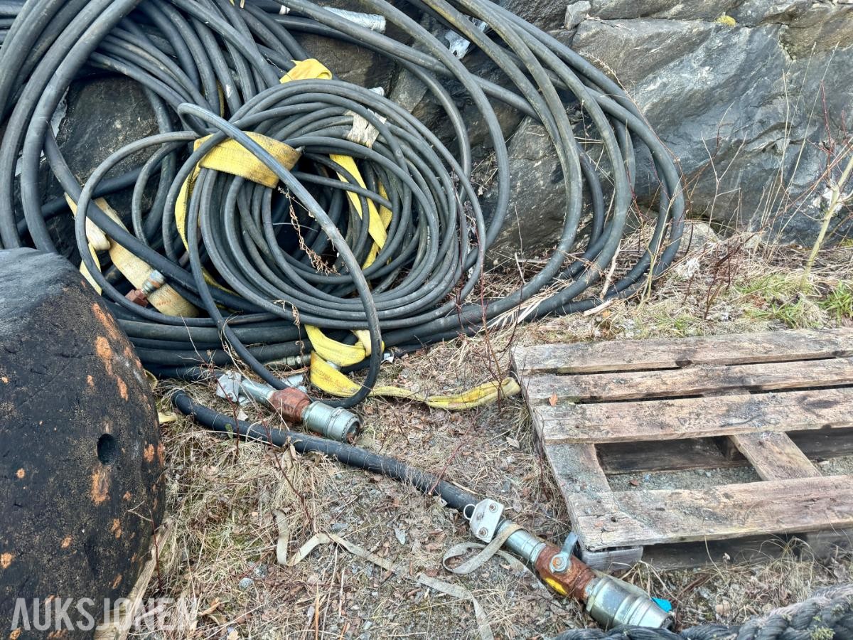 2011 Hydraulisk Vinsj med tilhørende slangepakke