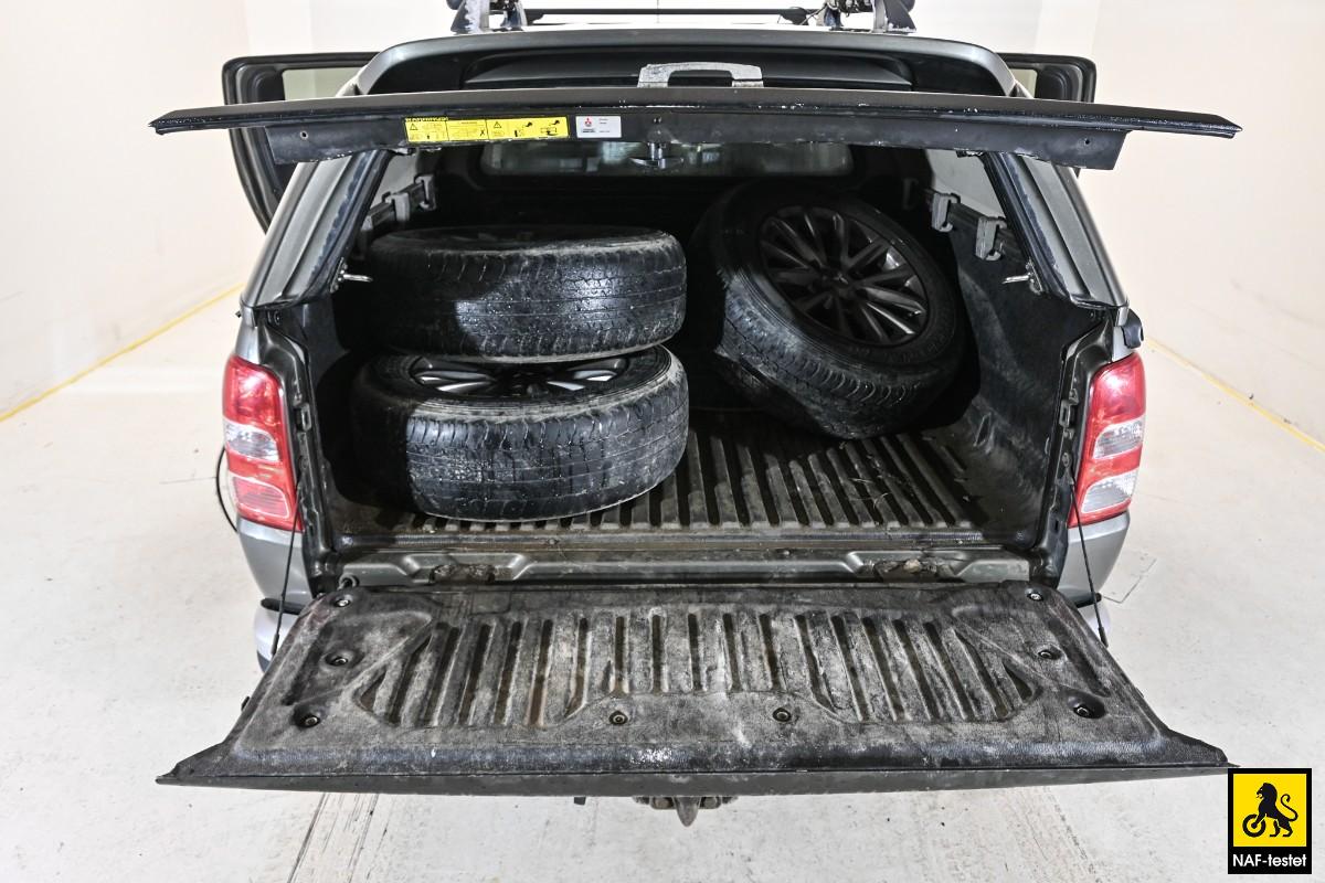 2016 Mitsubishi L200 2.4 181HK 4WD KAMERA NAVIGASJON HENGERFESTE HARDTOP 