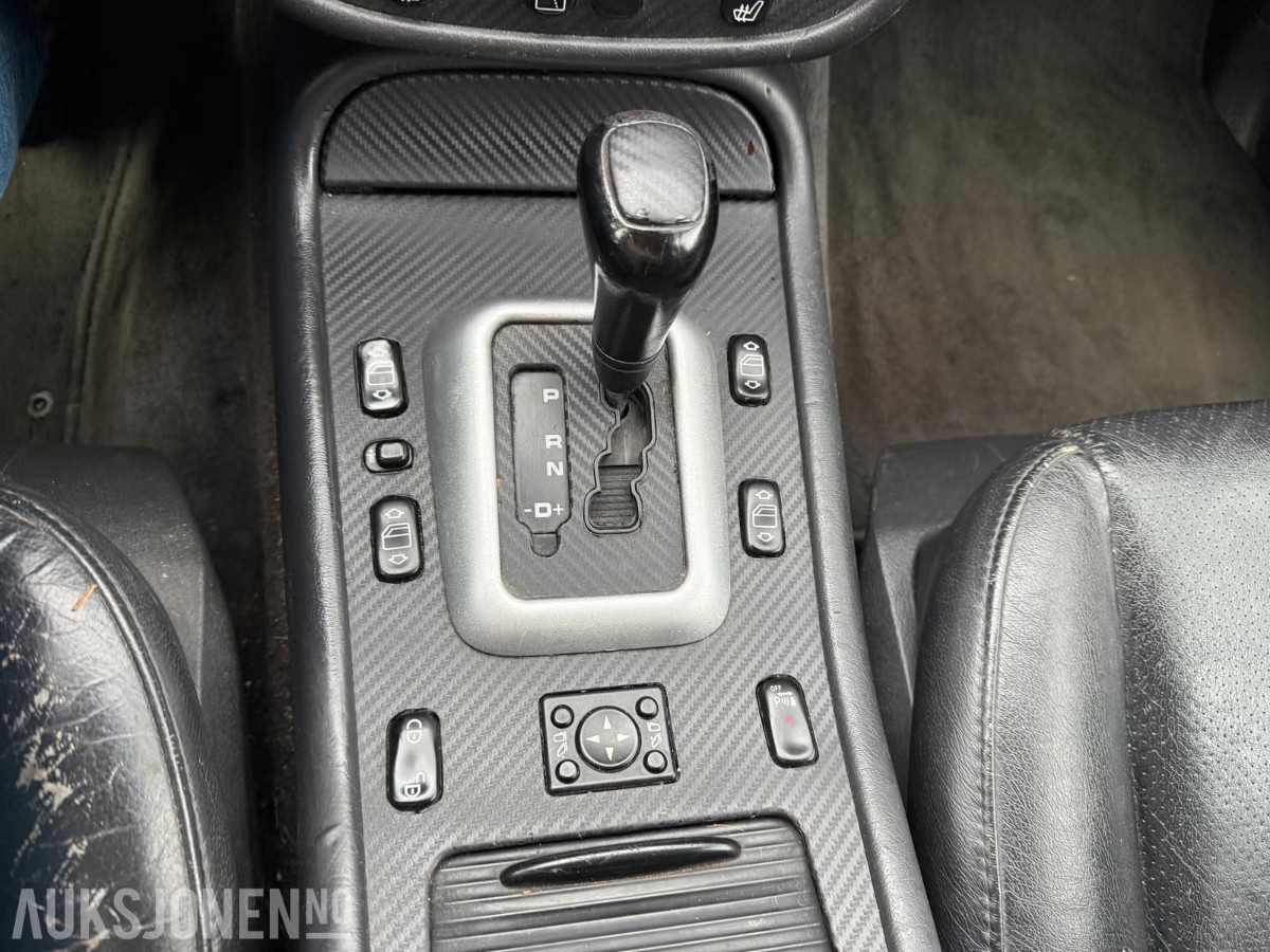 2001 MERCEDES-BENZ M-KLASSE ML320 AUTOMAT 4MATIC HENGERFESTE 432000km