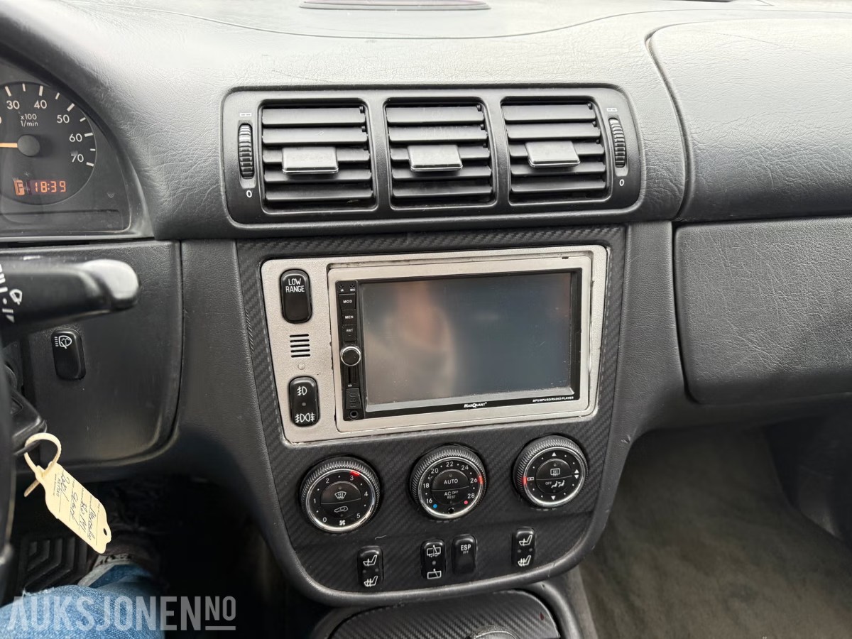 2001 MERCEDES-BENZ M-KLASSE ML320 AUTOMAT 4MATIC HENGERFESTE 432000km